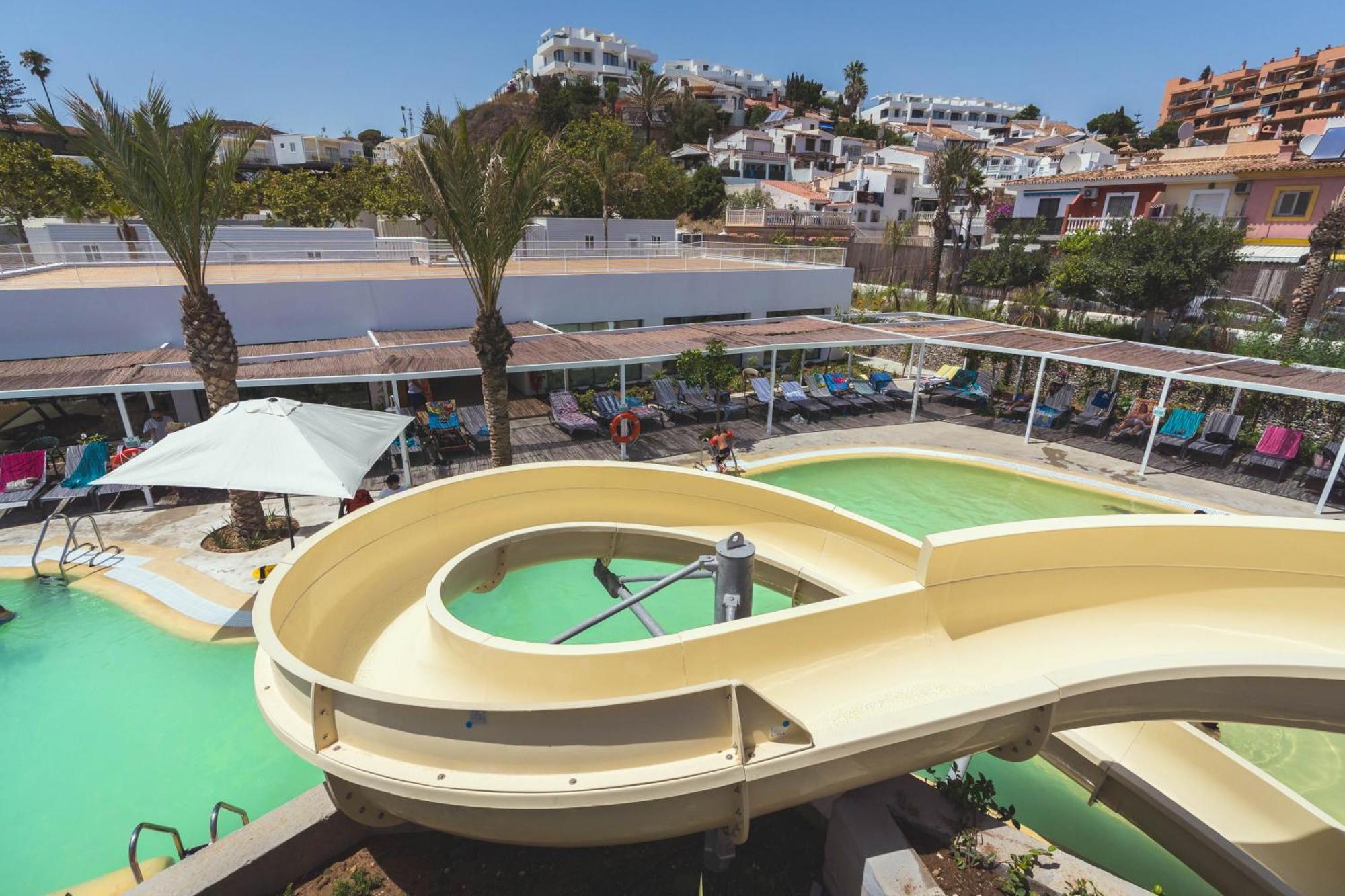 Costa Del Sol Glamping Village 푸엔히롤라 외부 사진