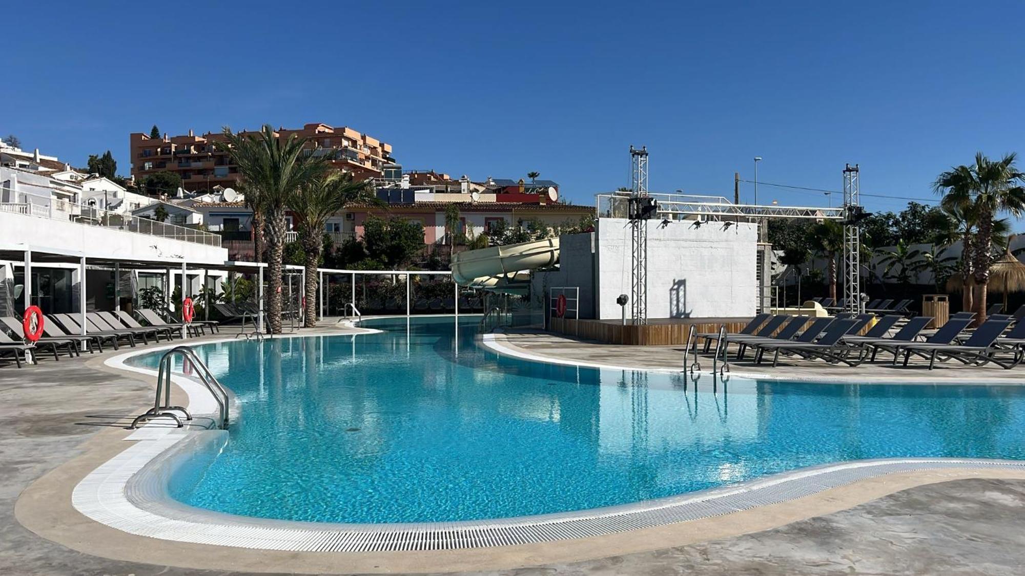 Costa Del Sol Glamping Village 푸엔히롤라 외부 사진